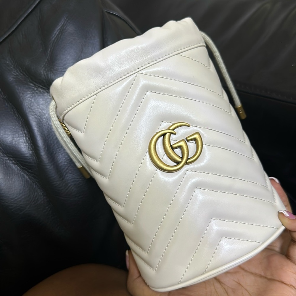 Gucci GG Marmont Bucket Bag